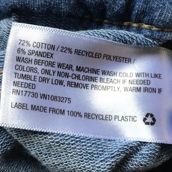 Jeans and shirt 🐰 - Picture 7 of 7